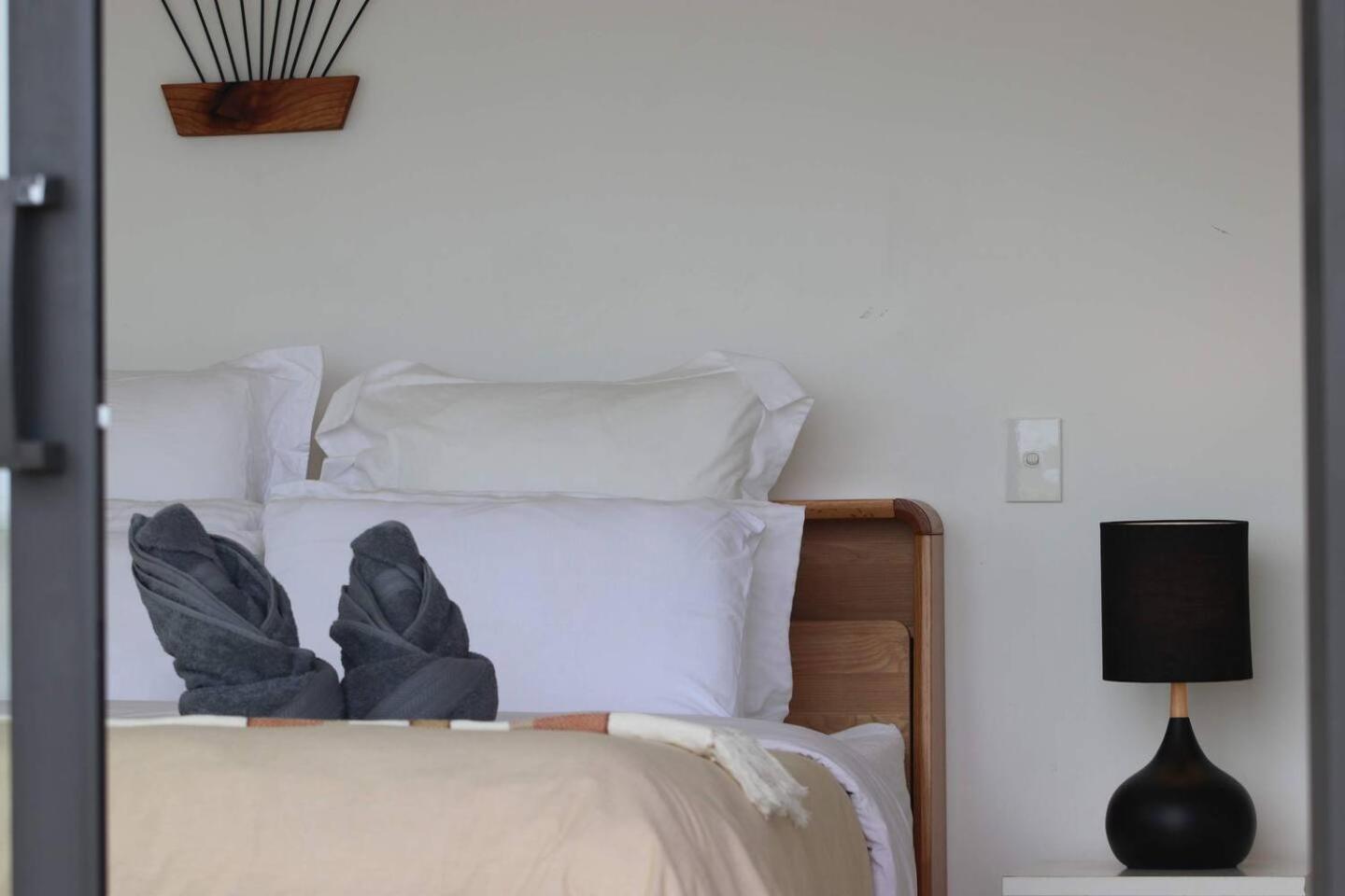 Room At Raglans Travellers Rest Coastal Retreat Exterior photo
